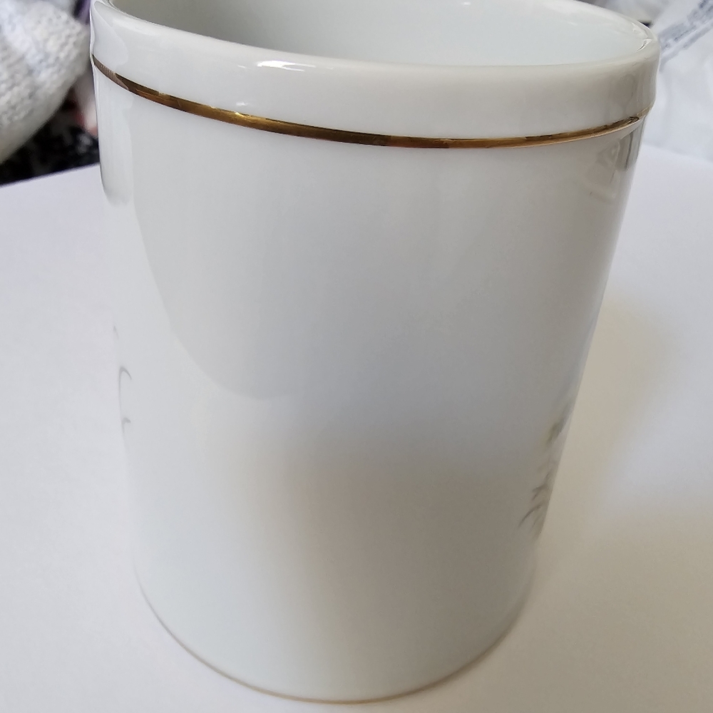 Southern Living White Ceramic Mug - Picture 5 of 11